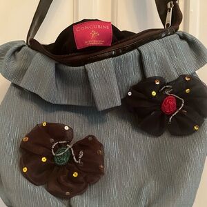 Gray Women's Shoulder Bag with Floral Accents Concubine